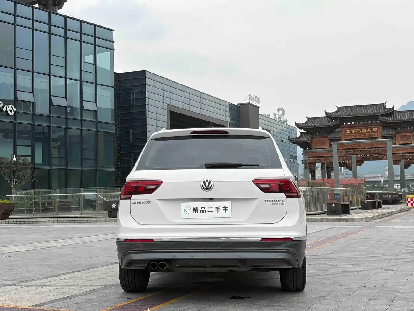 Volkswagen Tiguan L 2017 330TSI Automatic 2WD Luxury Edition фото 8