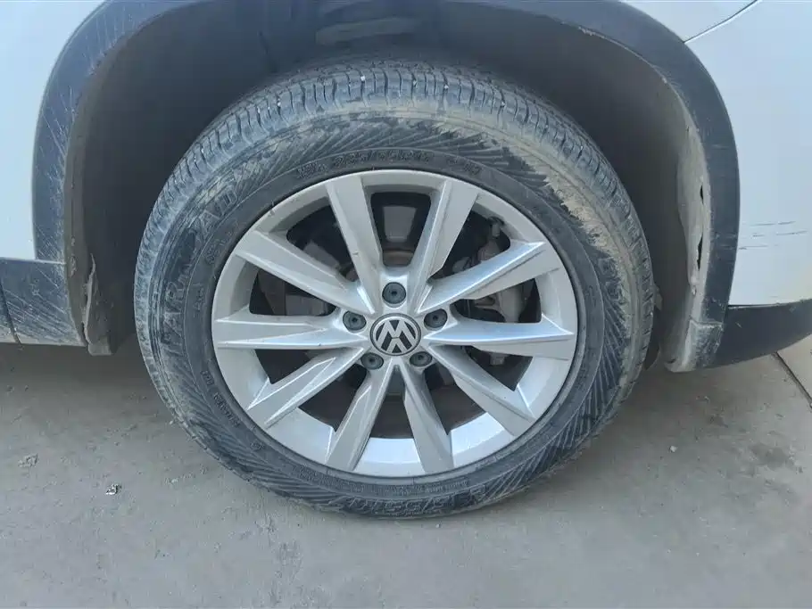 Volkswagen Tiguan 2016 280TSI Automatic 2WD Silk Road Comfort фото 6
