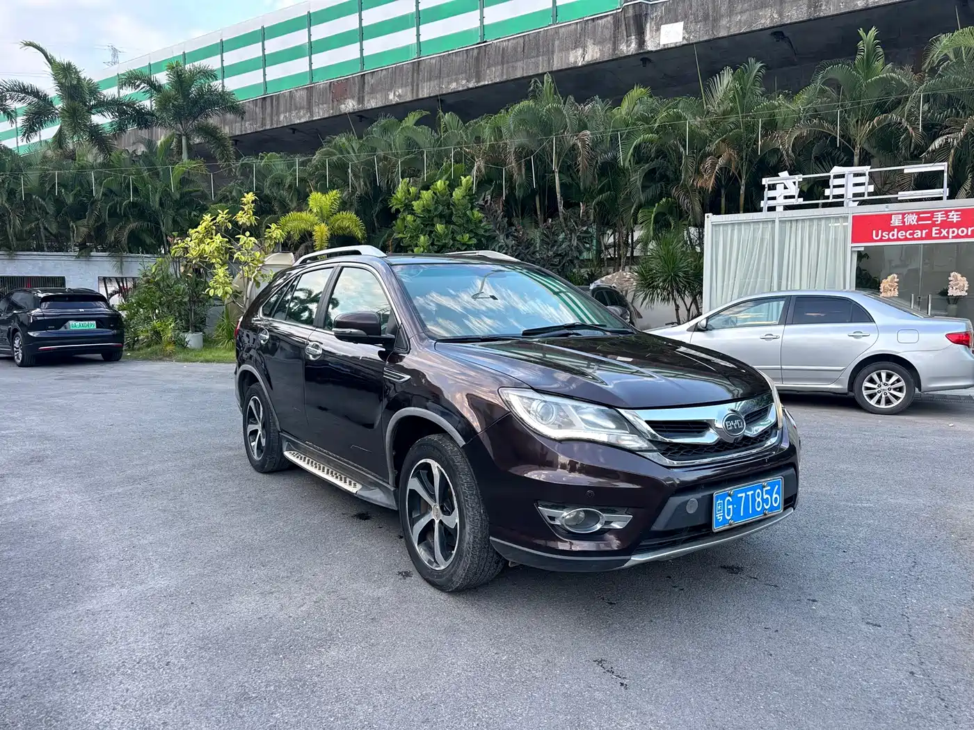 BYD S7 2016 2016 2.0T Automatic Premium Model
