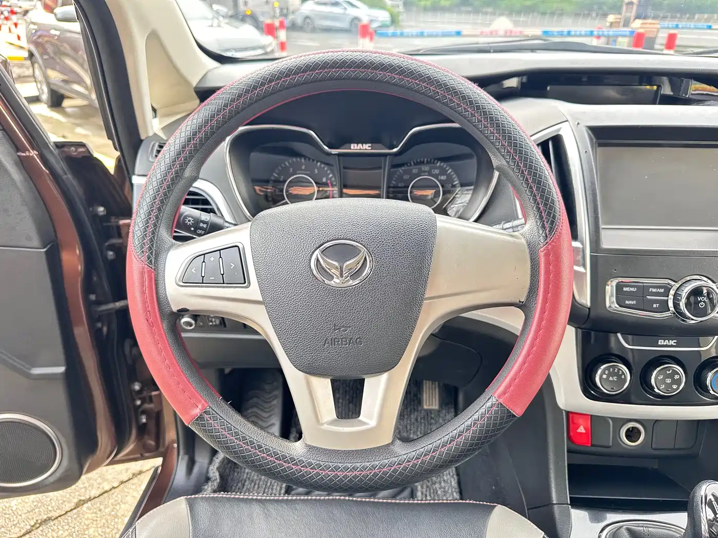 BAIC Huansu H3 2016 2016 H3F 1.5L Manual Luxury