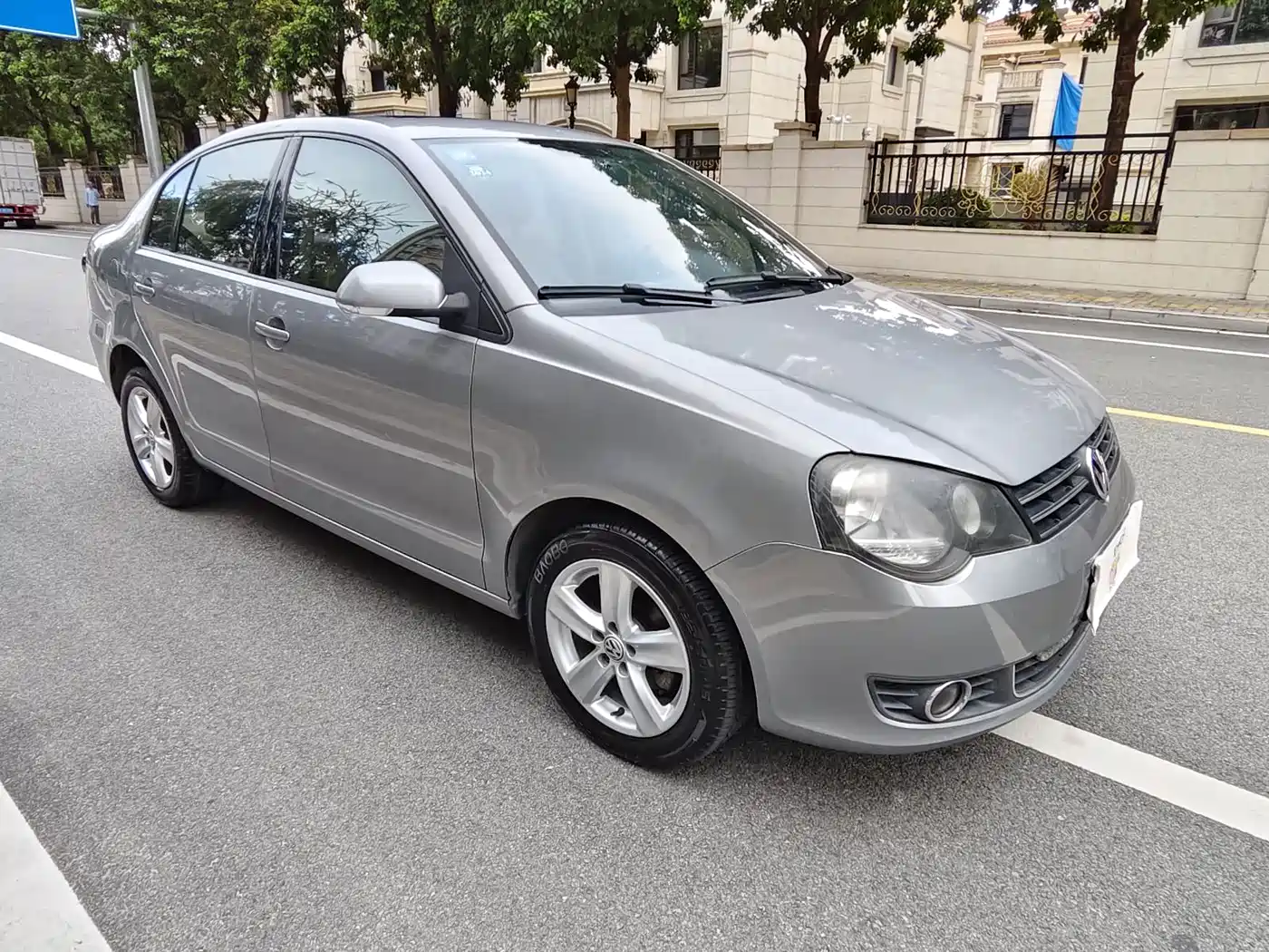 Фото 3 - Volkswagen Polo