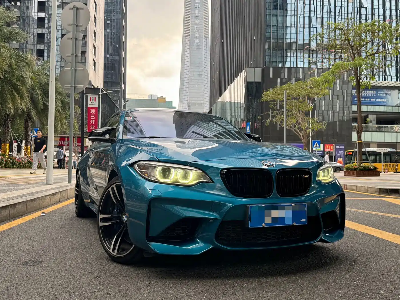 BMW M2