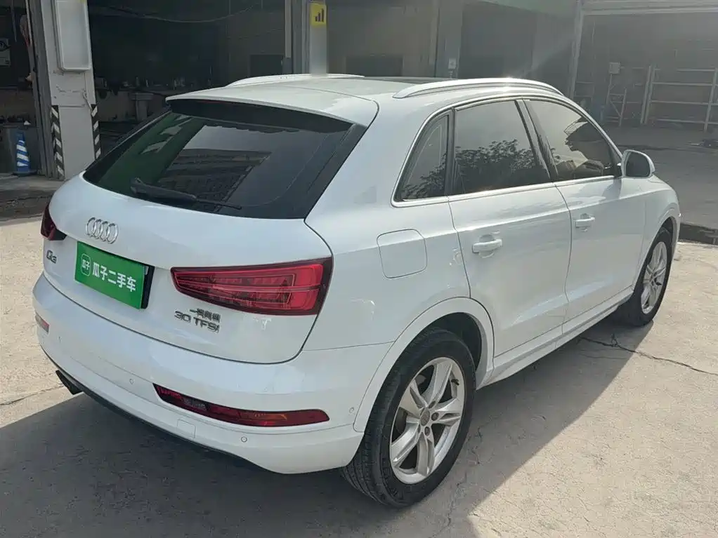 Audi Q3 2016 Model 30 TFSI Style фото 4