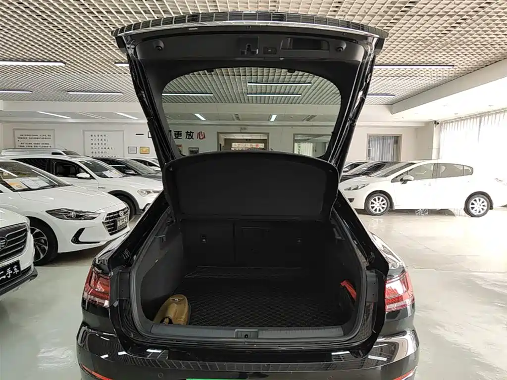 Volkswagen FAW-Volkswagen CC 2020 330TSI Glamour Version China VI фото 19