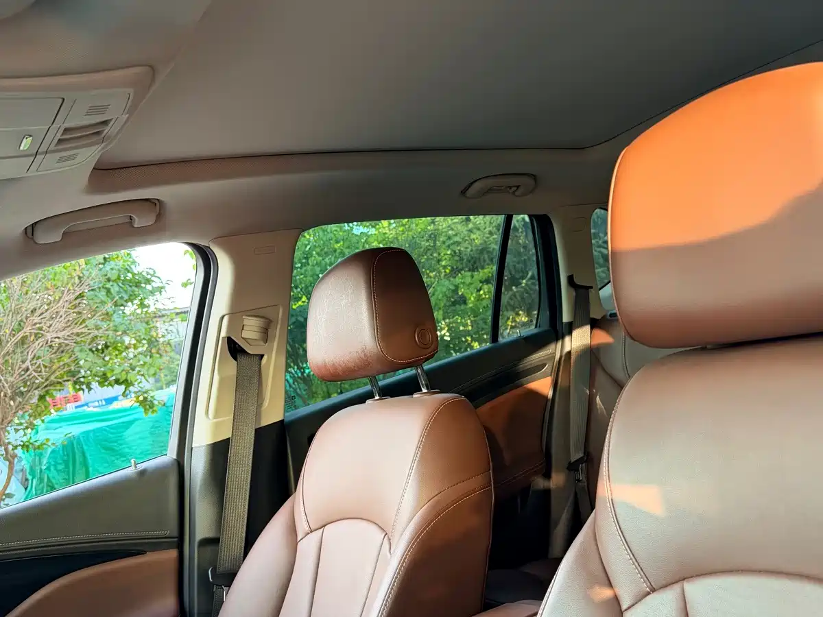 Фото 13 - Buick Envision Plus