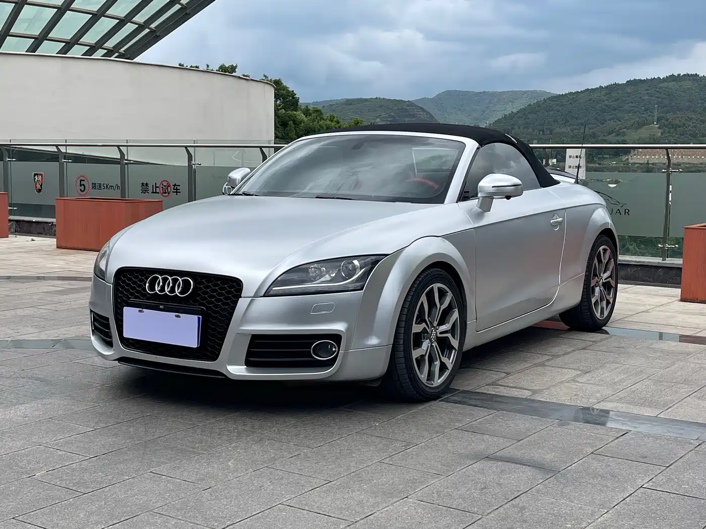 Audi TT 2011 TT Roadster 2.0TFSI фото 11