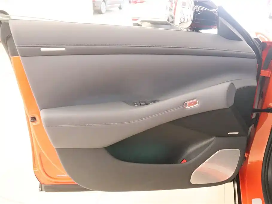 XIAOMI CAR XIAOMI YU7