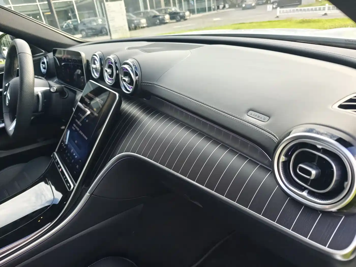 Mercedes-Benz C-Class 2025 C 260 L Night Sport Edition фото 19