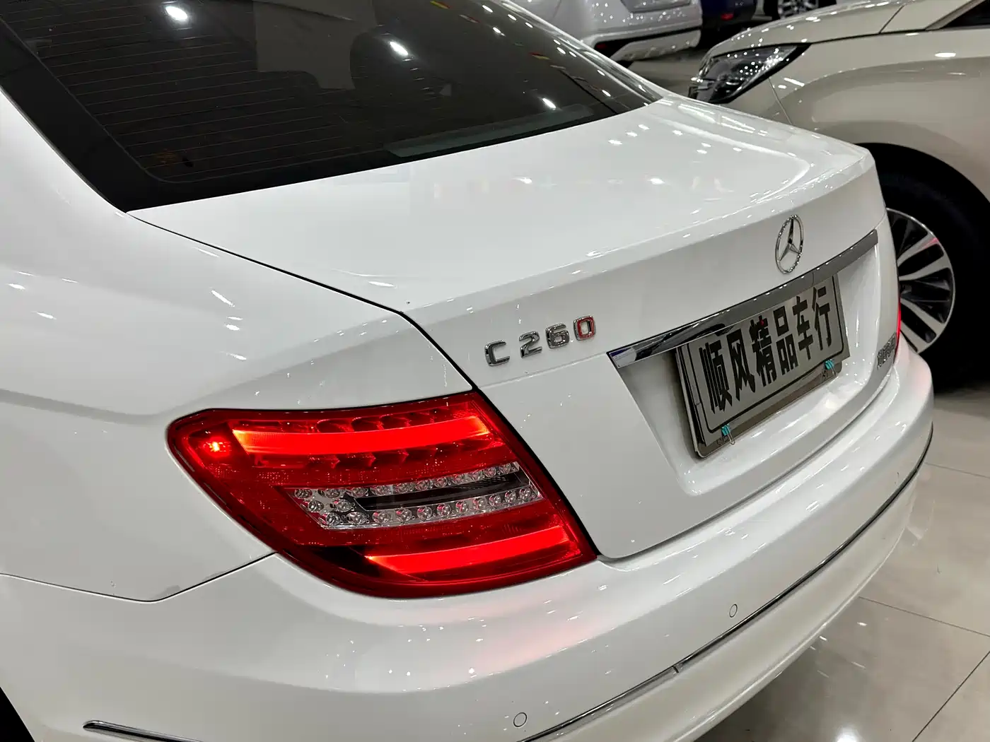 Mercedes-Benz C-Class 2013 C 260 CGI Elegance фото 24