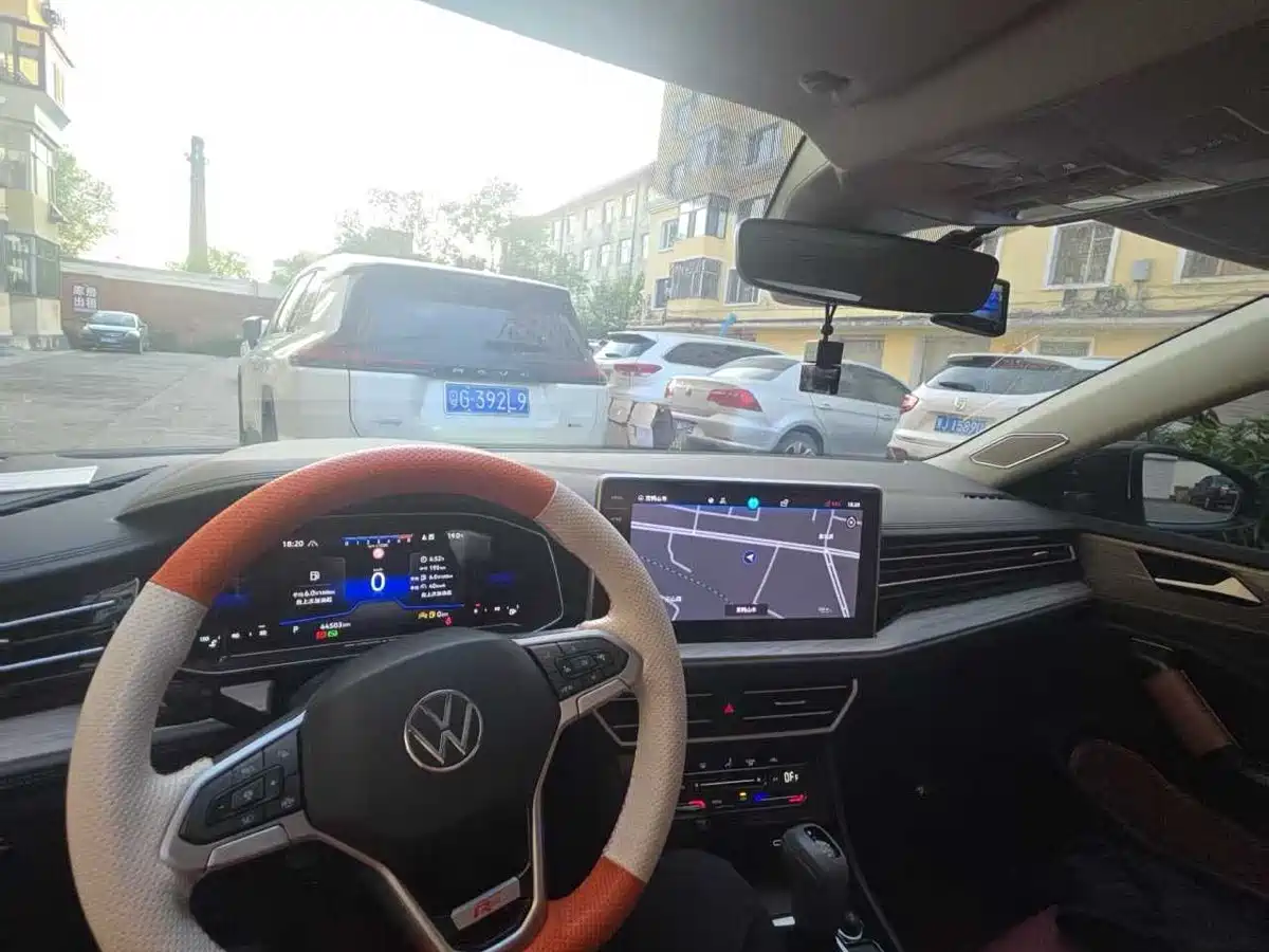 Volkswagen Sagitar 2023 280TSI DSG Surpass Plus Edition фото 4