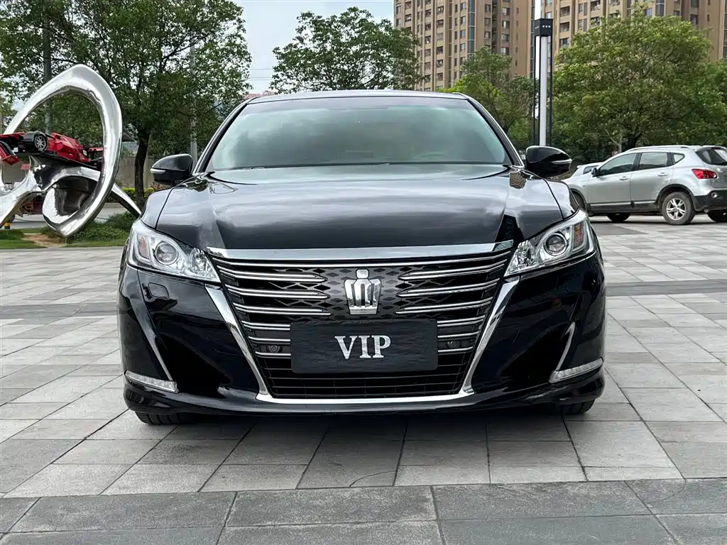 Toyota Crown 2015 2.5L Smart Edition фото 2