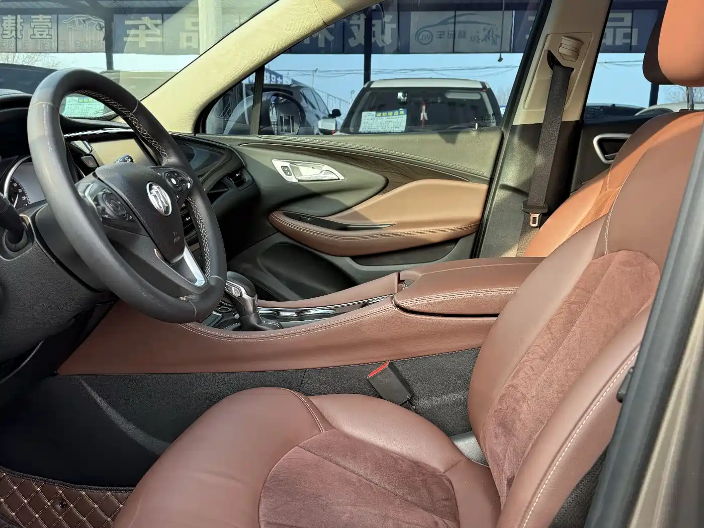 Buick Envision Plus 2017 20T FWD Elite фото 4