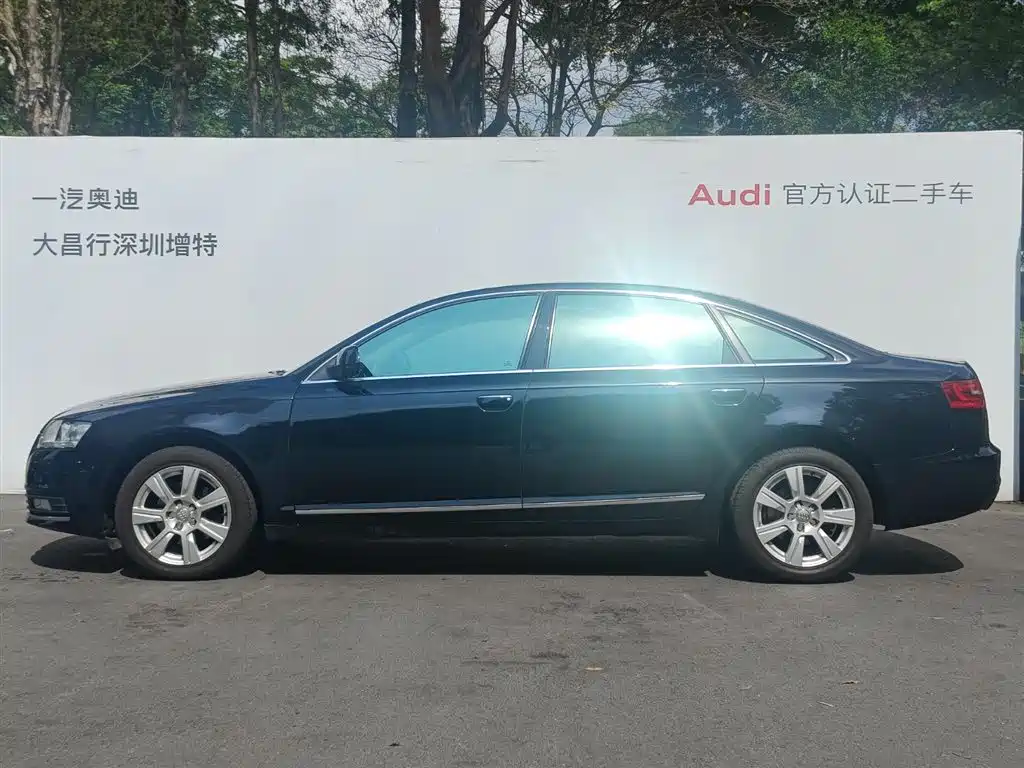 Photo 4 - Audi A6L