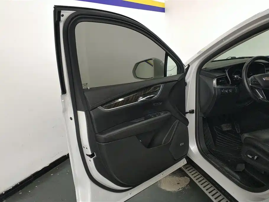 Cadillac XT5 2018 25T Luxury фото 7