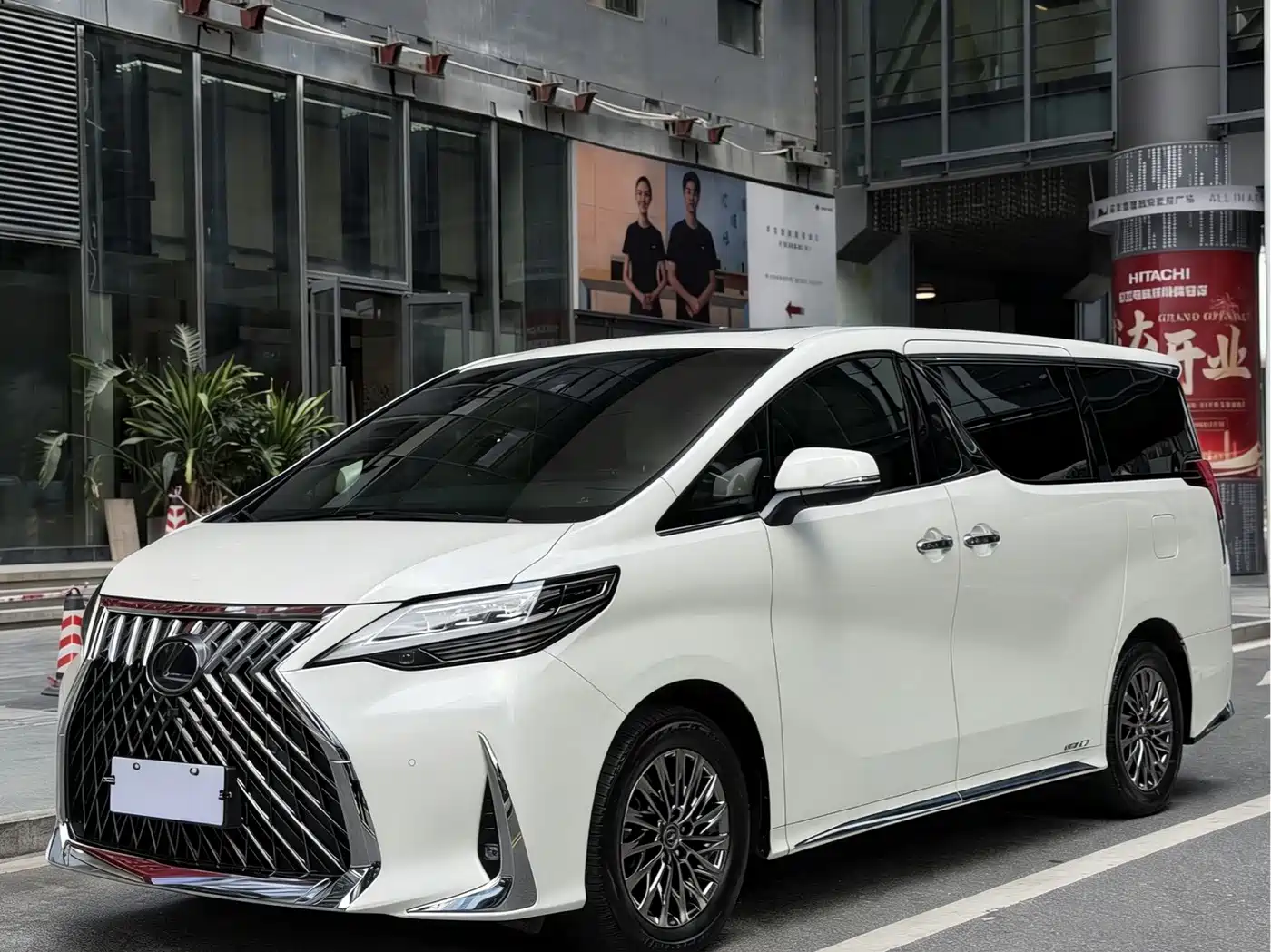 Lexus LM 2020 300h 4-Seat Imperial Edition