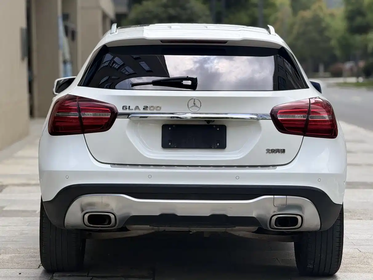 Mercedes-Benz GLA 2016 GLA 200 Fashion фото 9