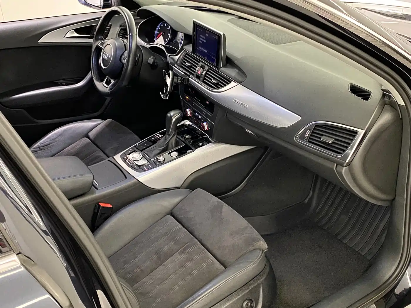 Audi A6 (Import) 2018 2017 Avant 40 TFSI Sport
