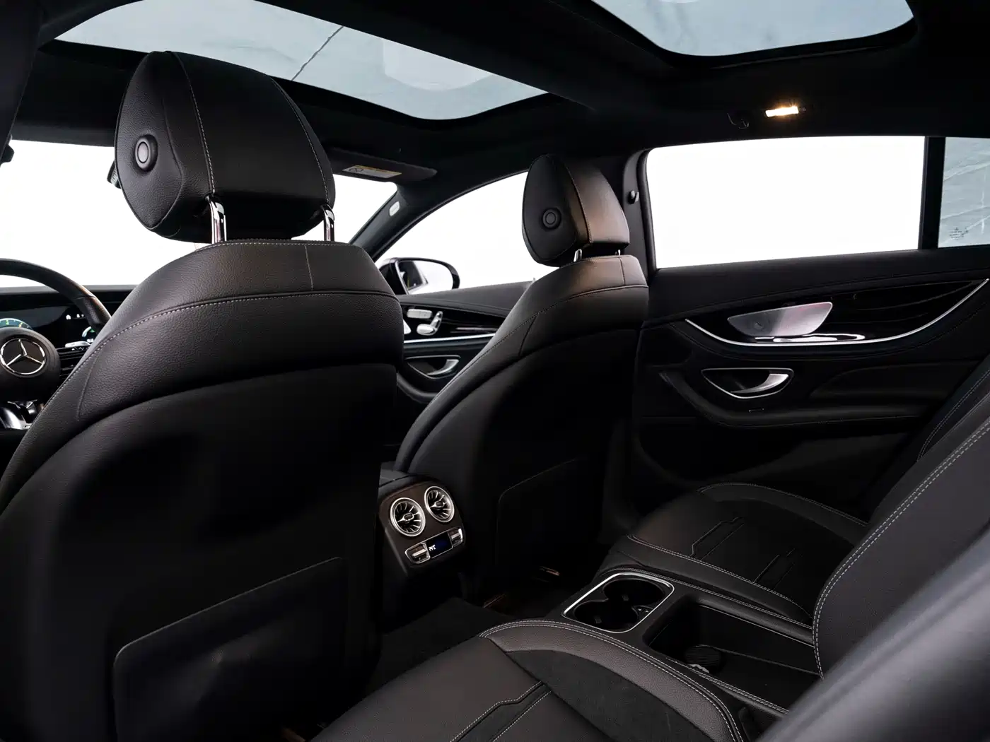 Mercedes-Benz AMG GT 2022 AMG GT 50 4MATIC+ 4-Door Coupe China Edition фото 20