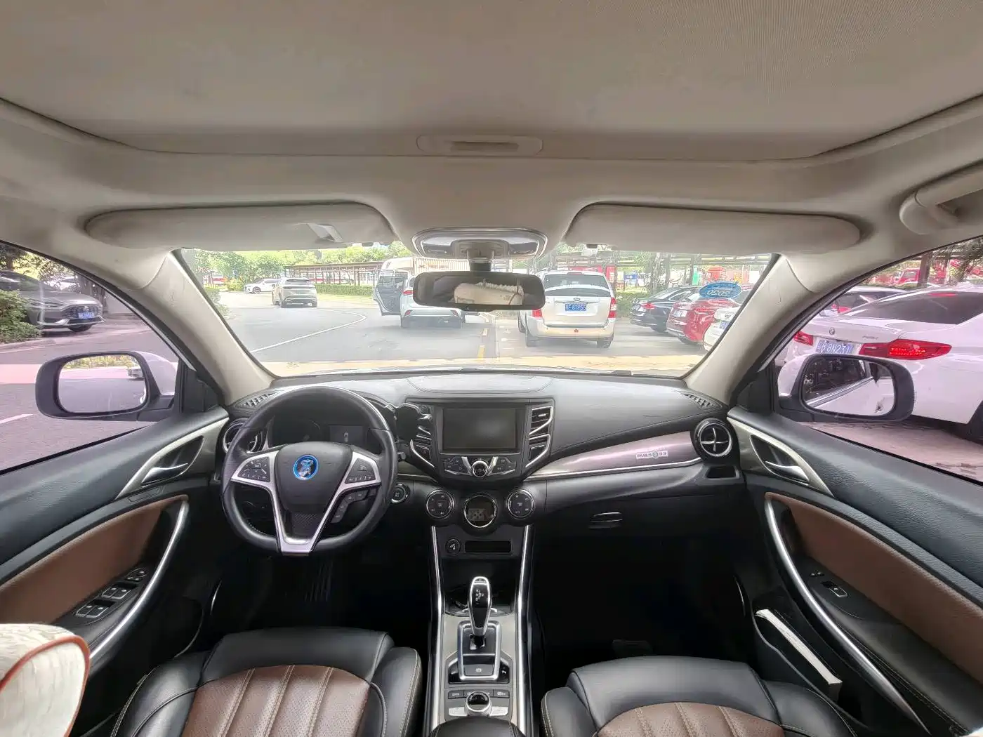 BYD Song New Energy 2017 Song DM 1.5TID Full-time 4WD Luxury фото 19