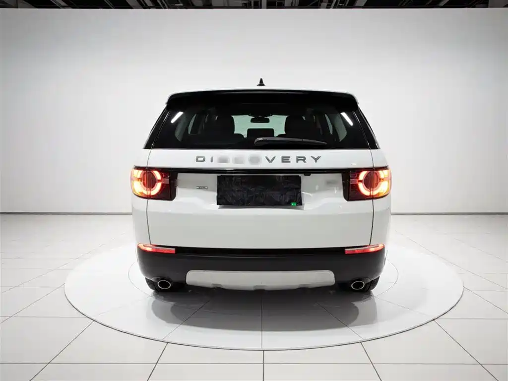 Land Rover Discovery Sport 2018 240PS HSE Edition фото 4