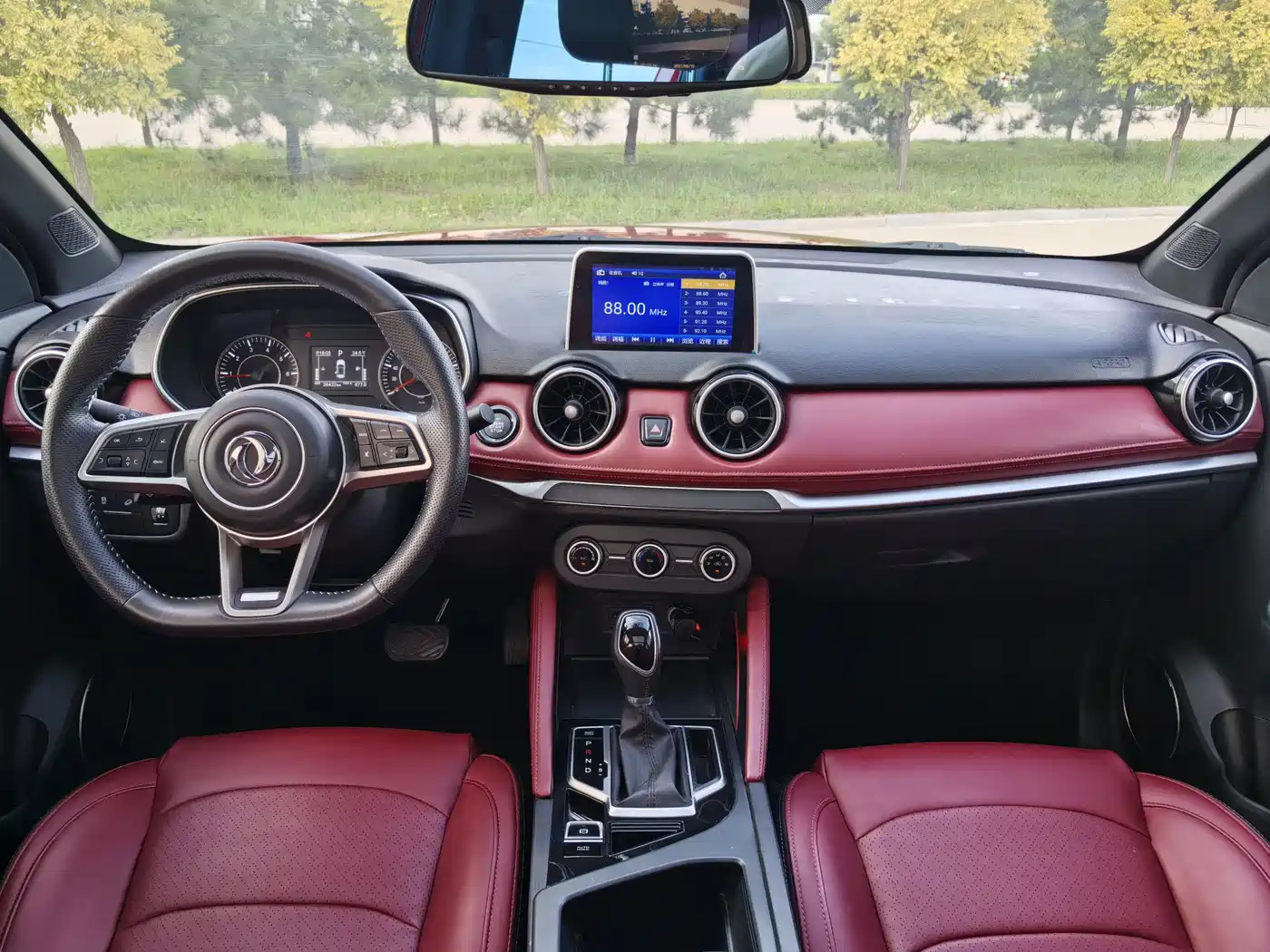 Dongfeng Fengguang Fengon 500 2021 2021 1.5L Manual Premium