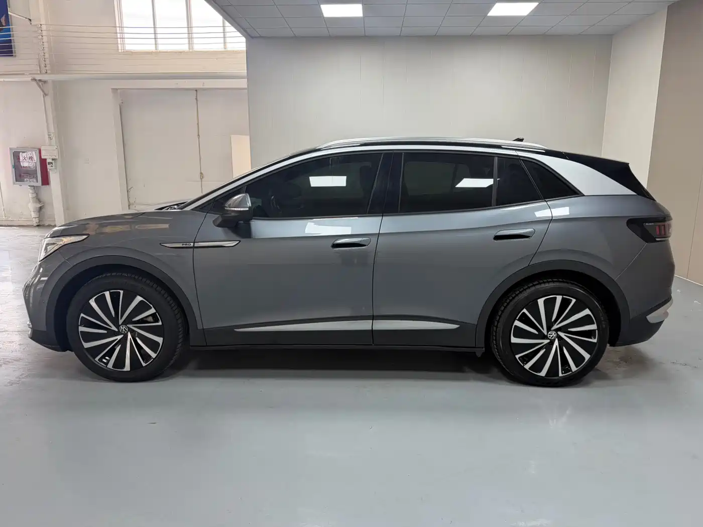 Volkswagen ID.4 X 2022 Smart Long Range Edition фото 7