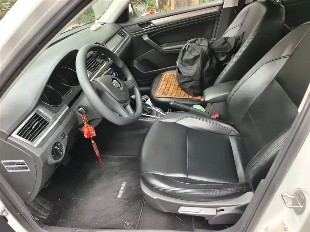 Volkswagen Bora 2016 Model 1.6L Automatic Fashion фото 16