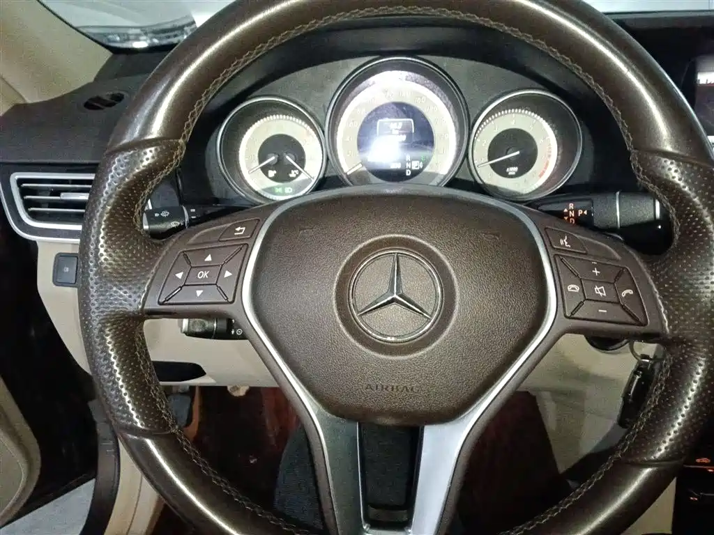 Mercedes-Benz E-Class 2014 Facelift E 260 L Sport фото 11