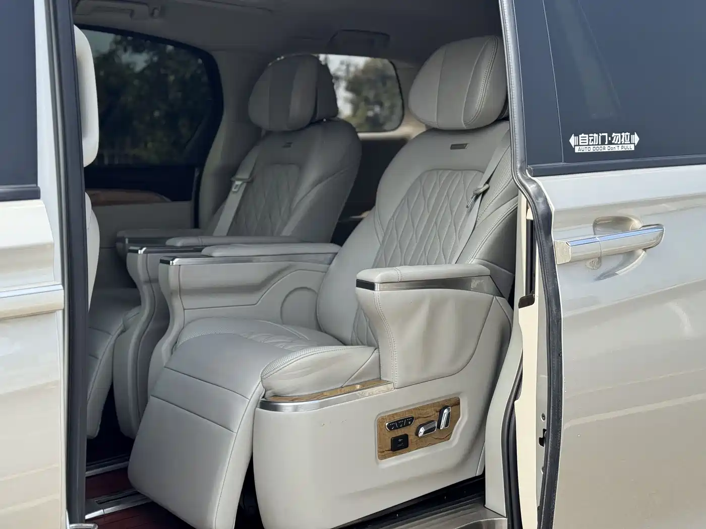 Buick GL8 2018 ES 28T Premium Type China VI фото 9