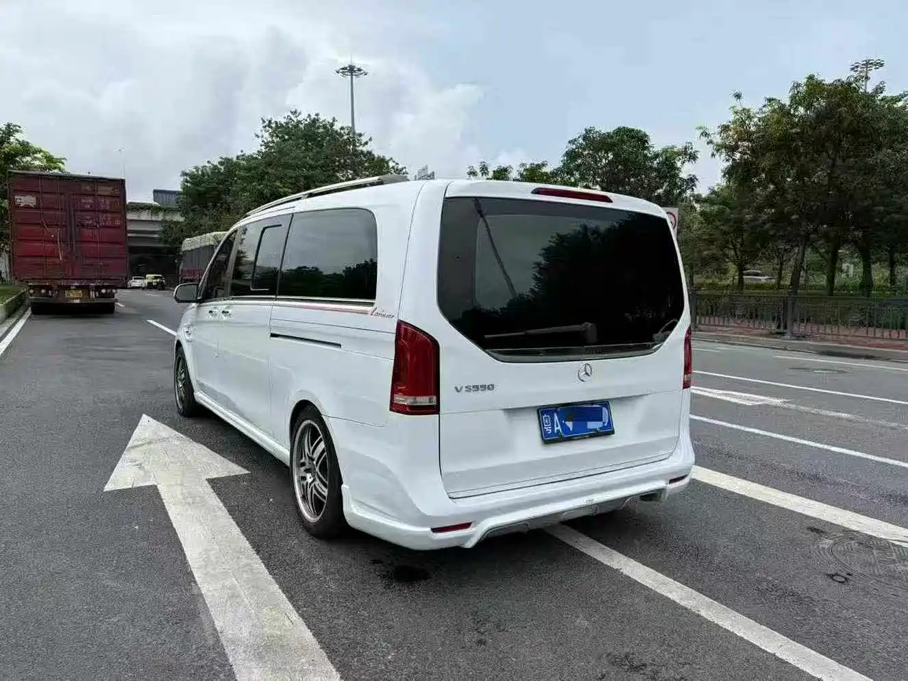 Mercedes-Benz V-Class фото 4