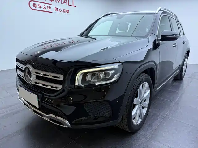 MERCEDES-BENZ GLB