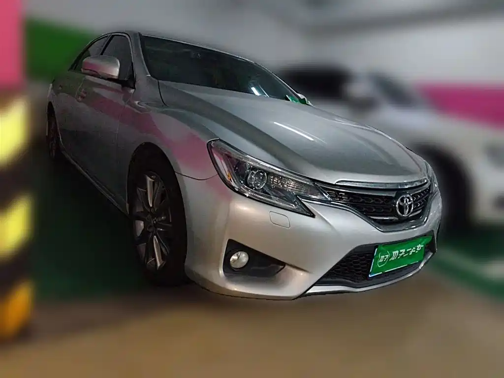 Toyota Reiz 2013 2.5V Premium Edition фото 3