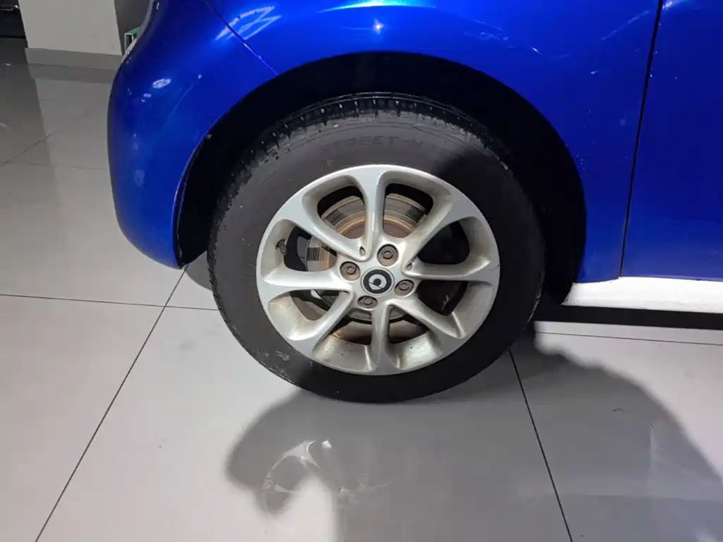 smart forfour 2018 2018 1.0L 52kW Agile Edition