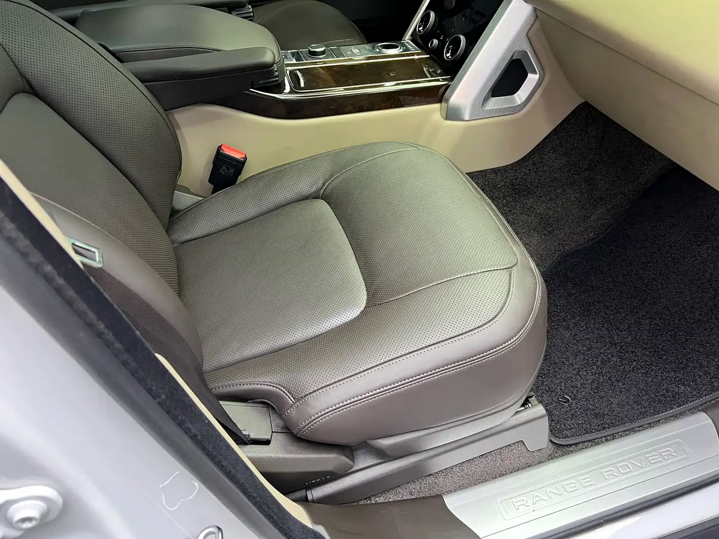 Фото 27 - Land Rover Range Rover