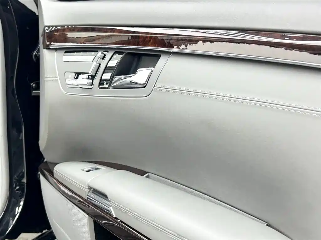 Mercedes-Benz S-Class 2008 Model S 600 L фото 21