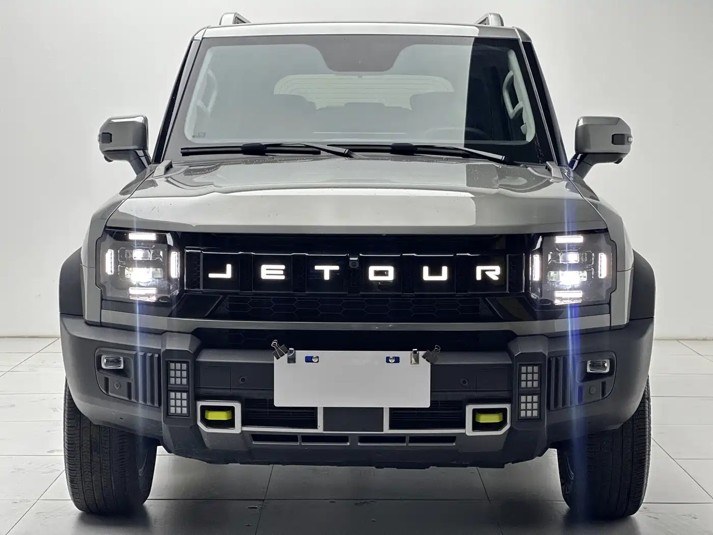 Jetour T2 2025 2023 Model 1.5T 2WD Discovery PRO