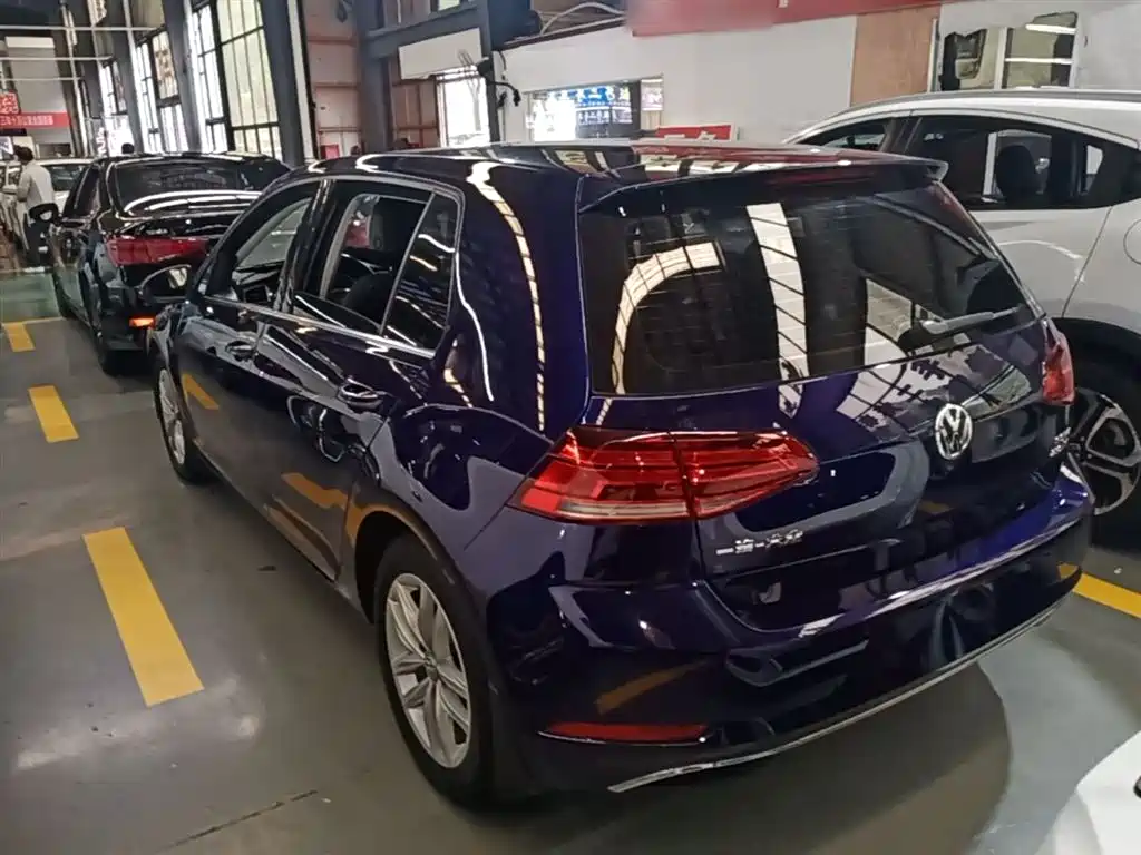 Volkswagen Golf 2018 230TSI Automatic Comfort фото 5