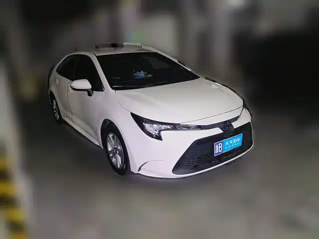 Toyota Levin 2022 Dual Engine 1.8H E-CVT Leading Edition — фото 3