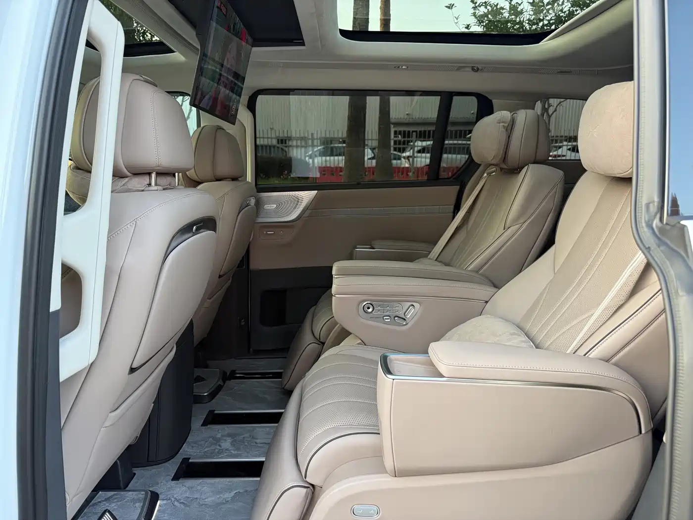 XPeng X9 2026 2025 Extended Range Edition