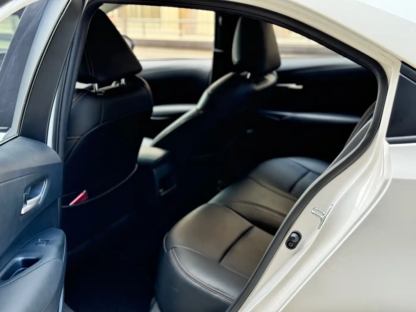 Toyota Corolla 2021 1.2T S-CVT Elite PLUS Edition фото 8