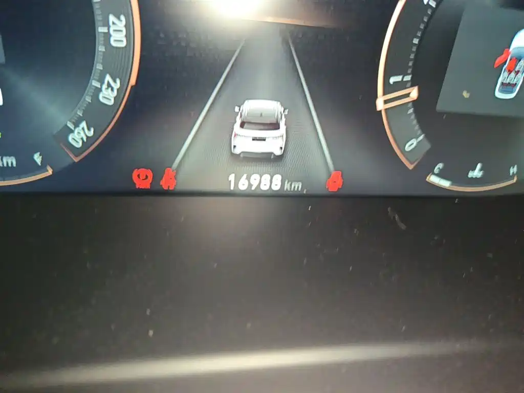 Lynk & Co 06 2023 Remix 1.5T Power Halo фото 8