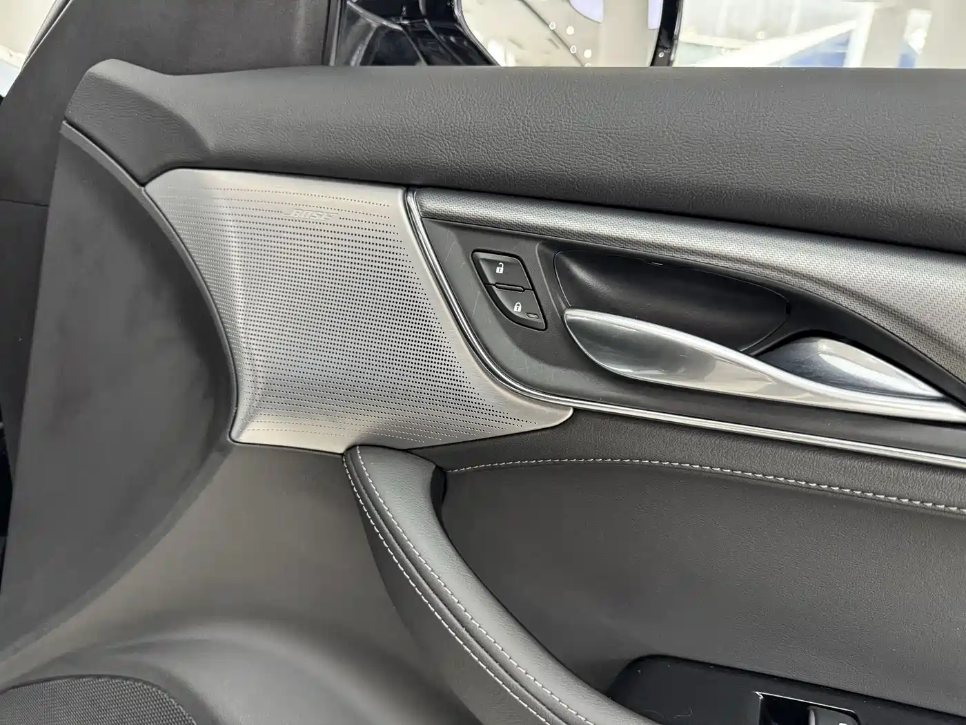 Cadillac CT5 2023 28T Luxury Style (Standard Edition) фото 15