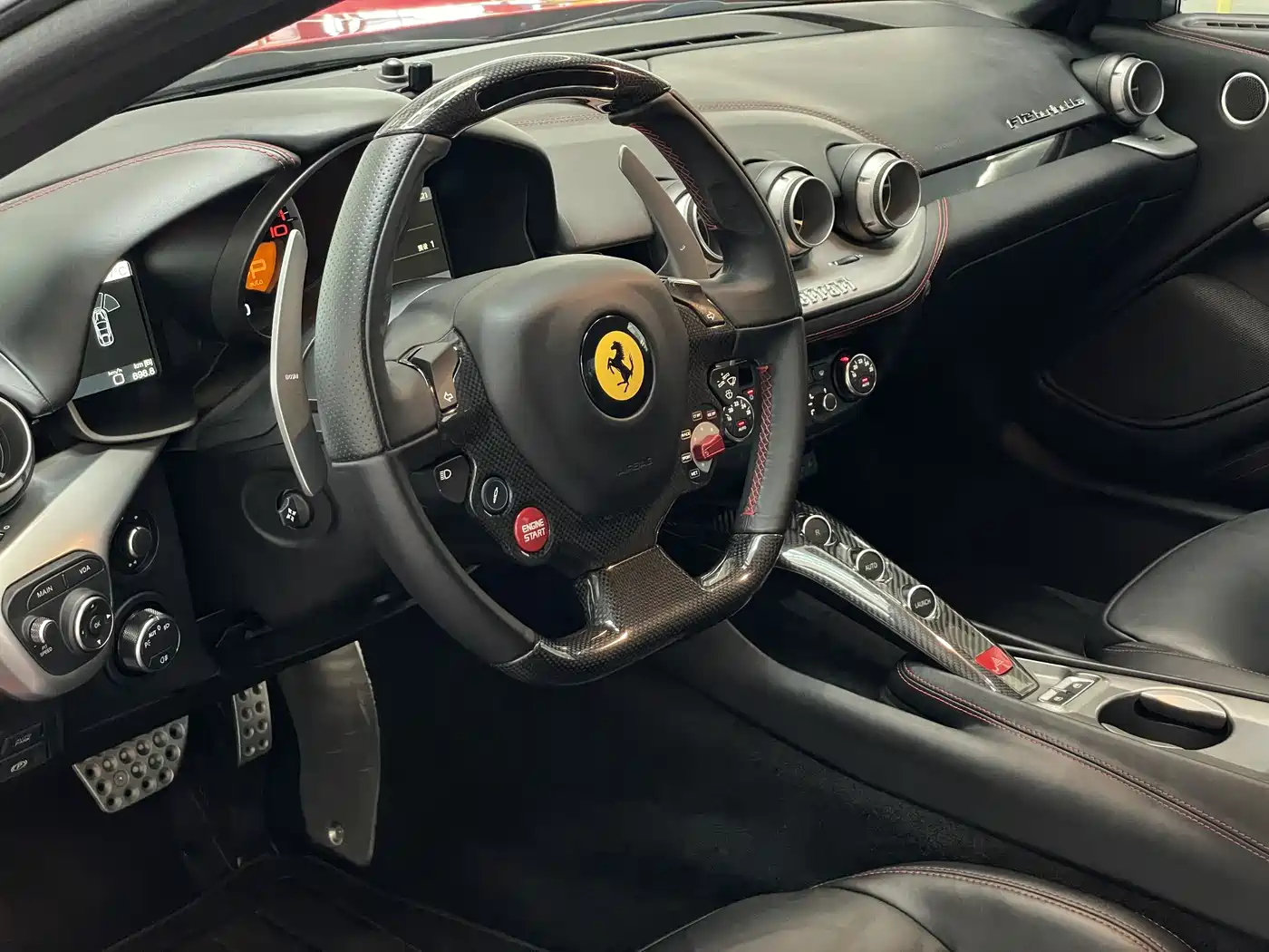 Ferrari F12berlinetta 2016 2013 6.3L Standard