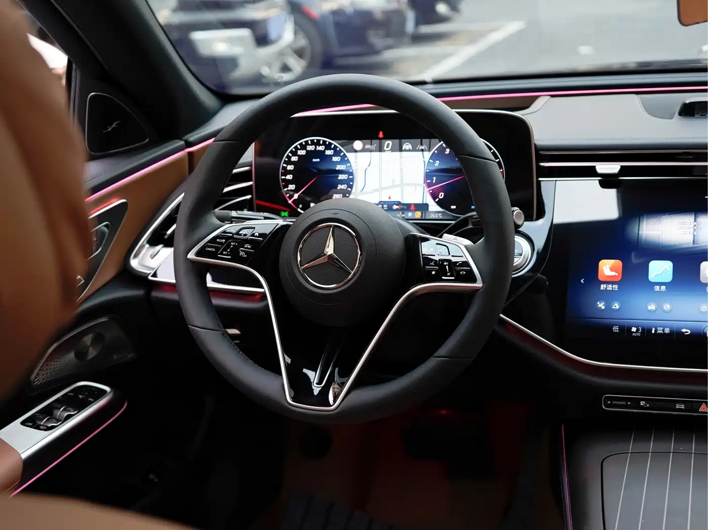Mercedes-Benz E-Class, миниатюра 15