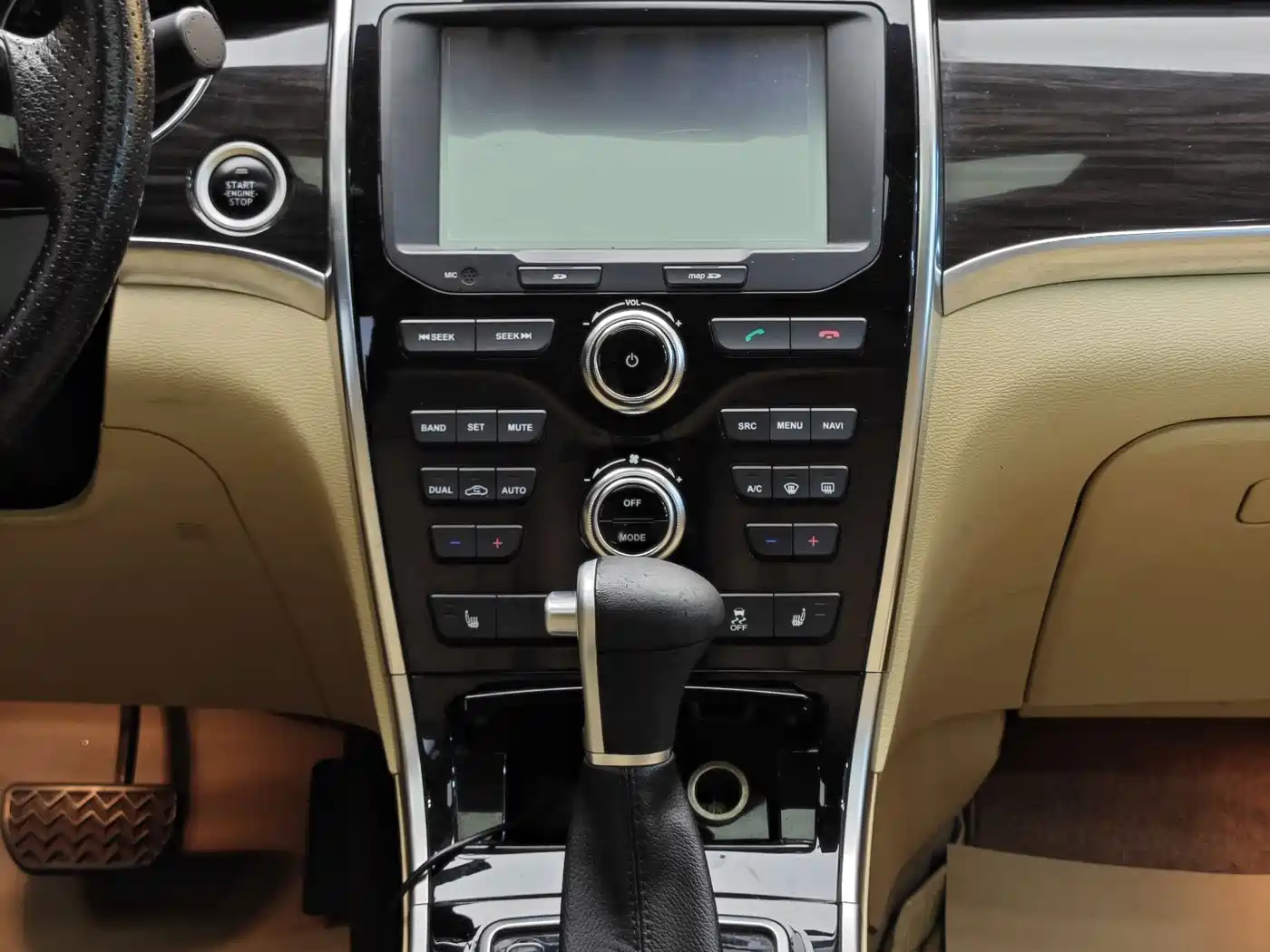 Haval H2 2015 1.5T Automatic 2WD Premium Edition фото 18
