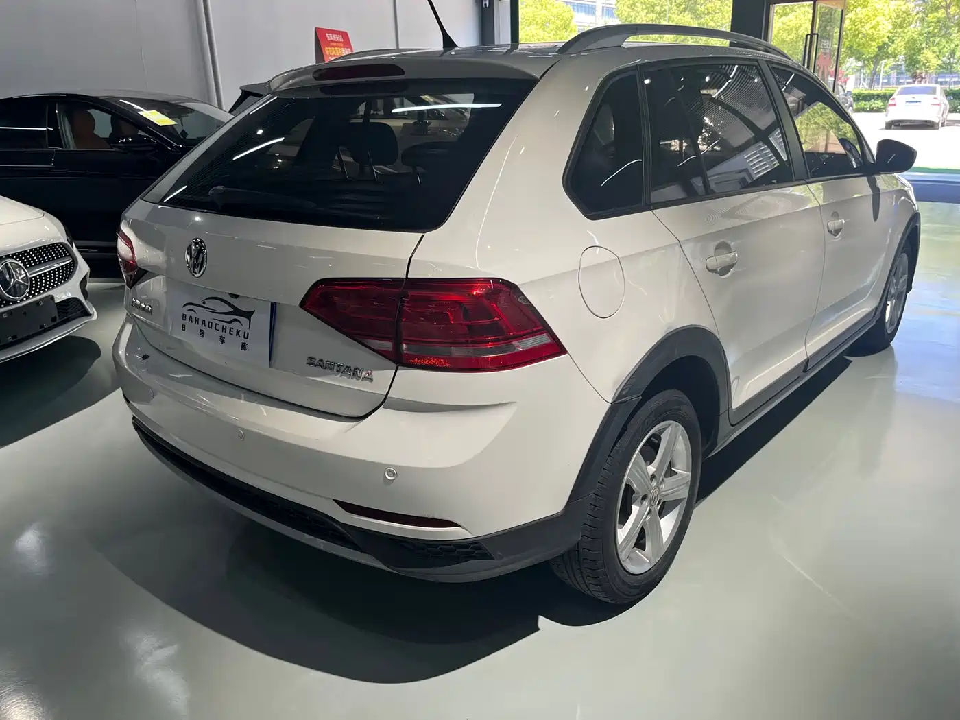 Volkswagen Santana 2016 Cross 1.6L Automatic Trend фото 6