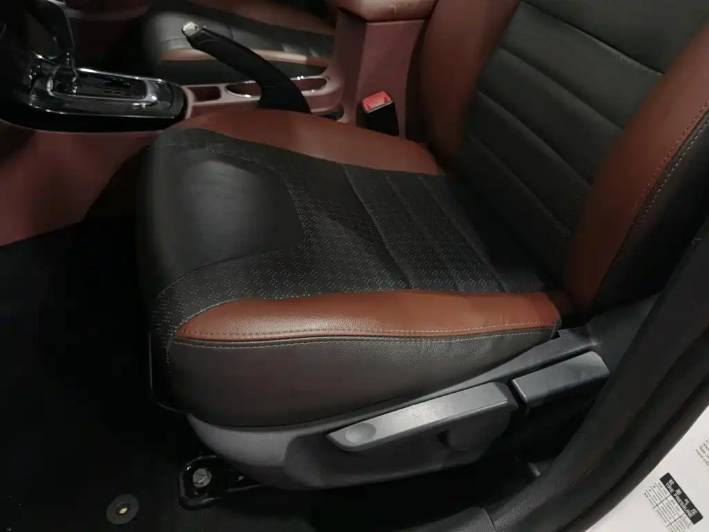 BYD Surui 2015 2015 1.5L Automatic Luxury Model