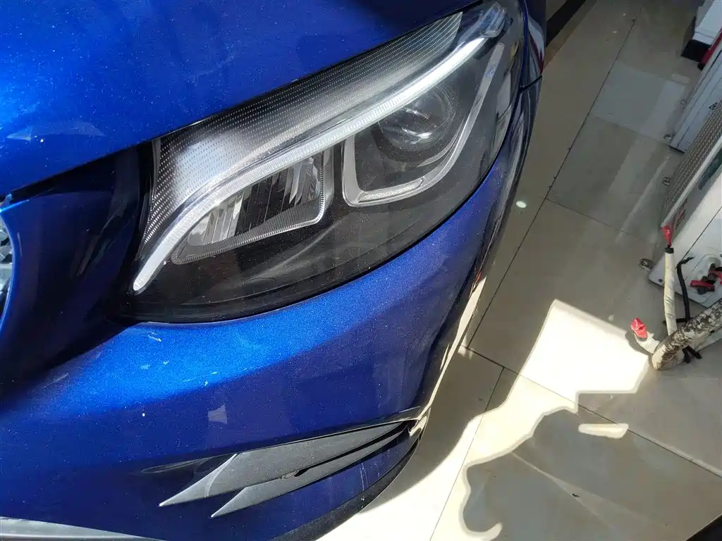Mercedes-Benz GLC Coupe 2017 GLC 260 4MATIC Coupe SUV фото 3