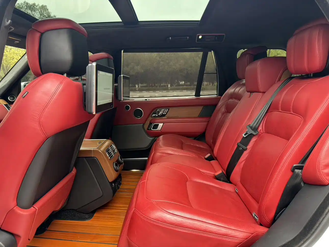 Land Rover Range Rover 2019 3.0 SC V6 Prestige Genesis Extended Edition фото 5