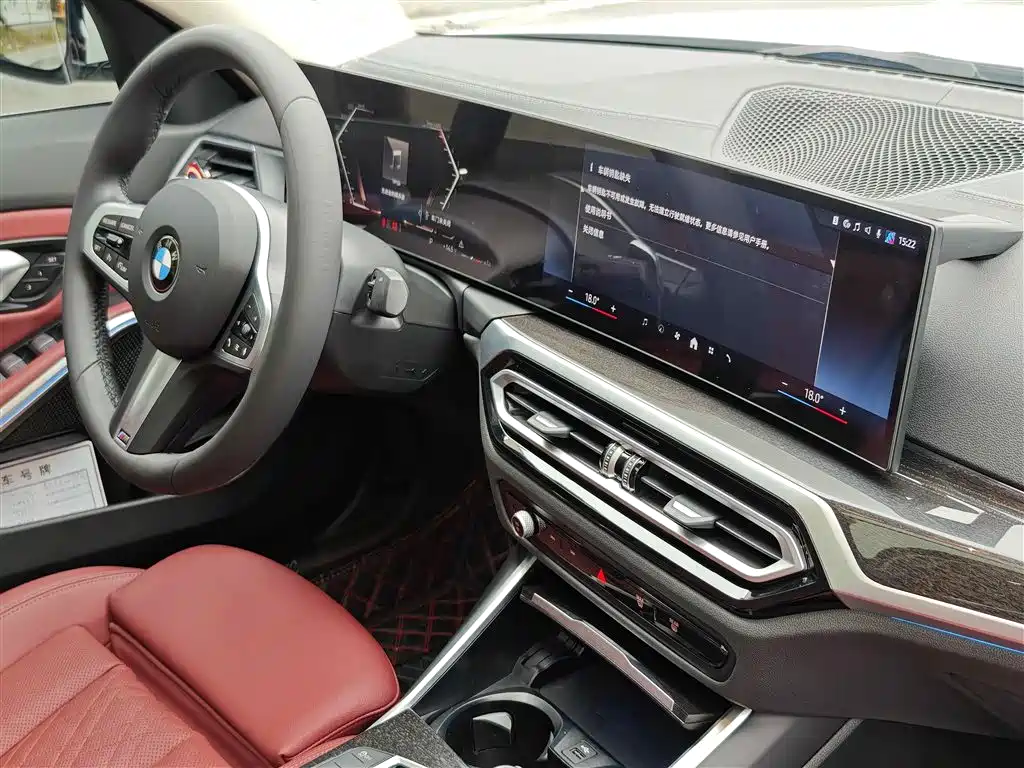 BMW 3 Series 2024 325Li M Sport Package фото 23